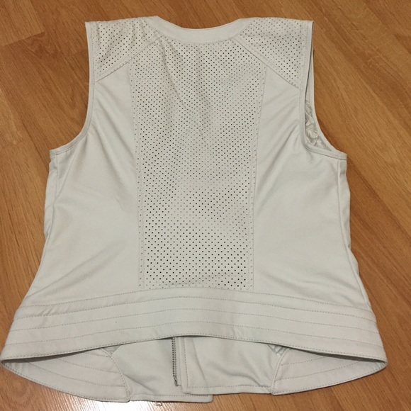 Sanctuary Clothing White City Vegan Vest - Picture 3 of 4