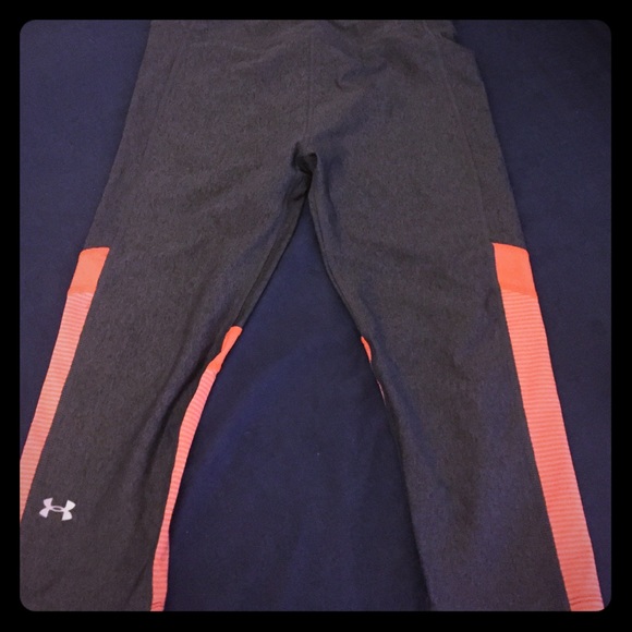 Under Armour capri💛