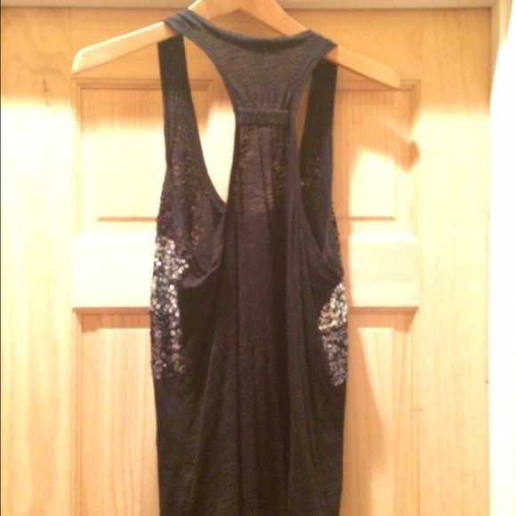 Express Top - Picture 2 of 3