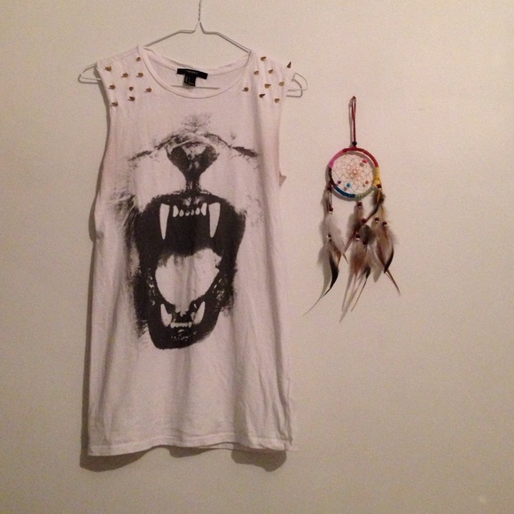 Bear tooth tank top!