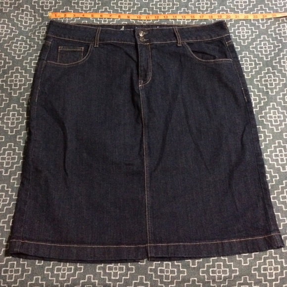 Denim pencil skirt