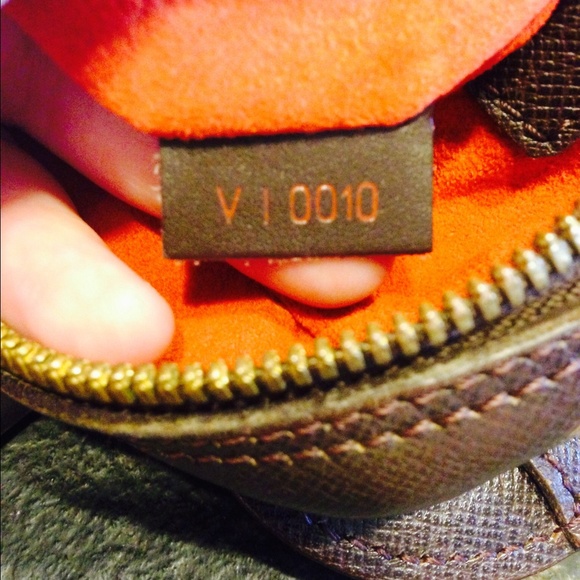 ❌❌❌SOLD AUTHENTIC LOUIS VUITTON❌❌❌ - Picture 2 of 4