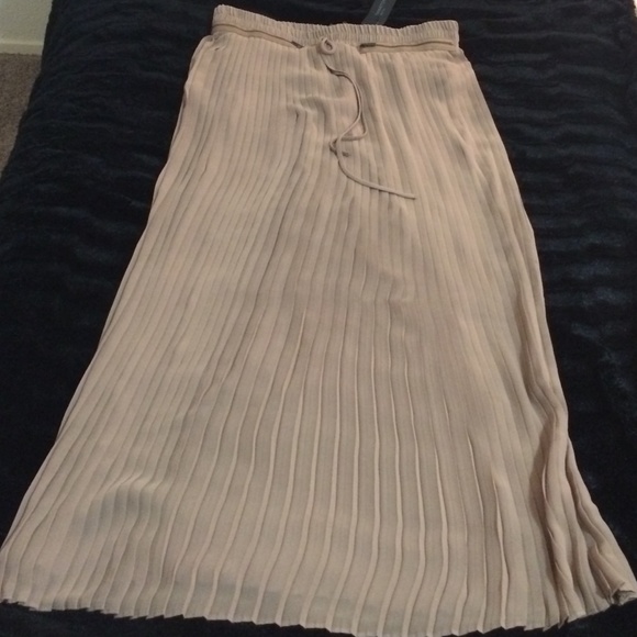 WORTHINGTON PETITE Skirt.