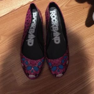 IRON FIST ROCK BAND FLATS 8