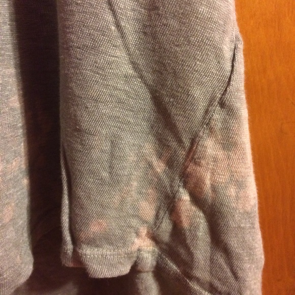 Grey shirt - Picture 3 of 7