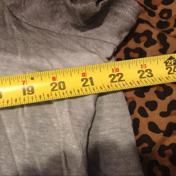 Grey shirt - Picture 7 of 7