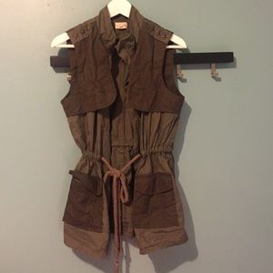 Military Inspired Zip Up Vest