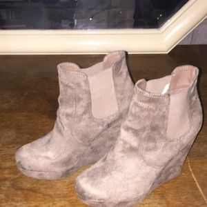 Grey suede wedge boots
