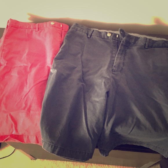 Kirkland 2 pack of shorts