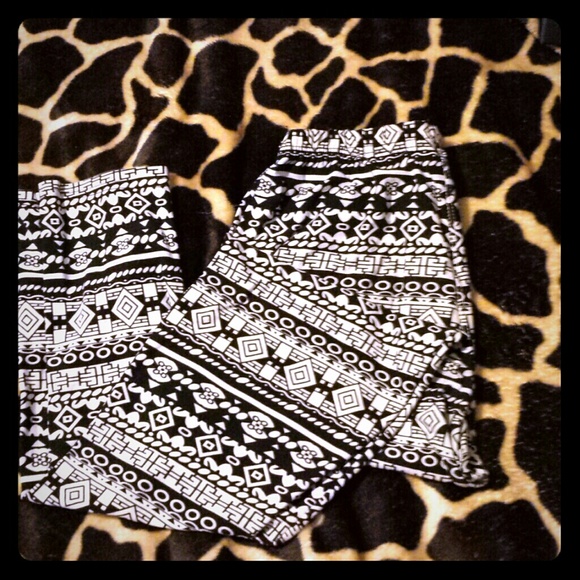Aztec Print Leggings