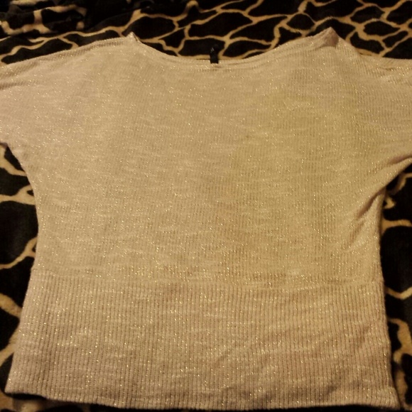 Cute Light Weight Sweater - Picture 2 of 2