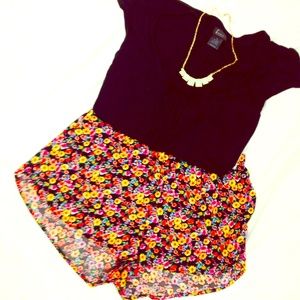 Floral high waist shorts medium