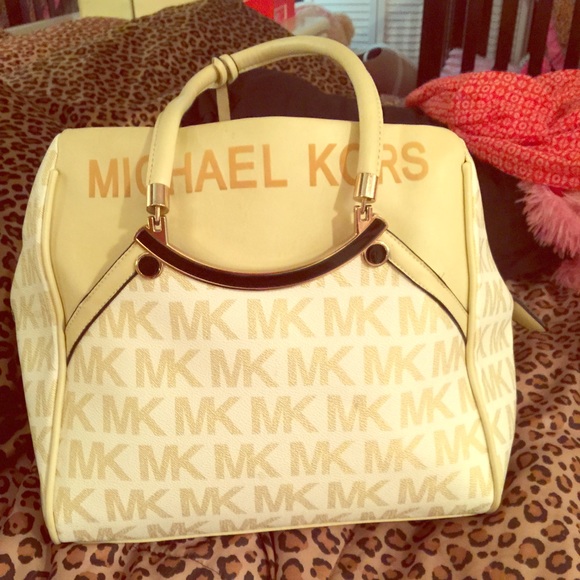 Michael Kors Hand Bag
