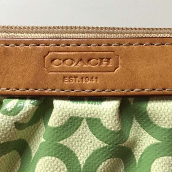 Coach wrislet - Picture 4 of 4