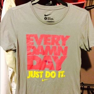 Nike slim fit tee shirt BUNDLE