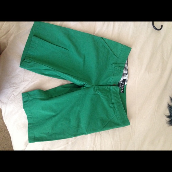 Volcom shorts
