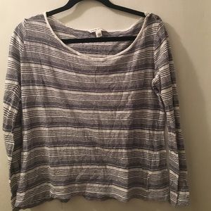 Long sleeve blue and white striped tee