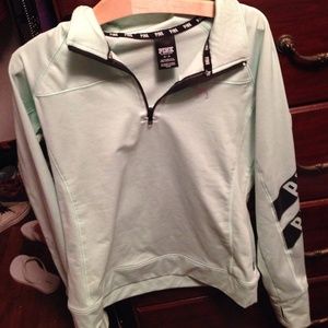 VS mint yoga half zip! Fits like small