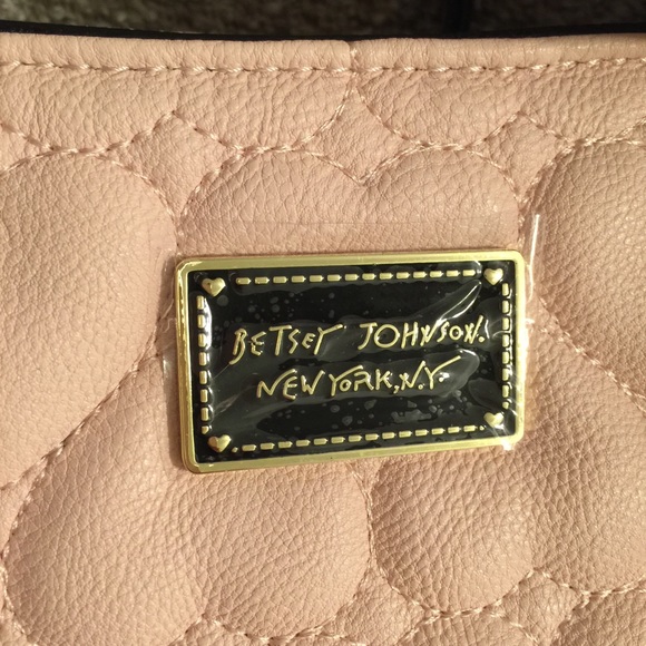 Betsey Johnson Tote (blush pink) - Picture 2 of 4
