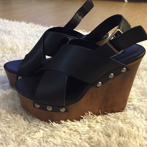 Forever 21 Shoes - Forever 21 wooden heel wedges