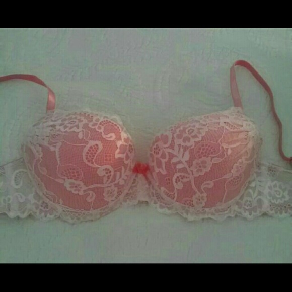 Lace pink bra