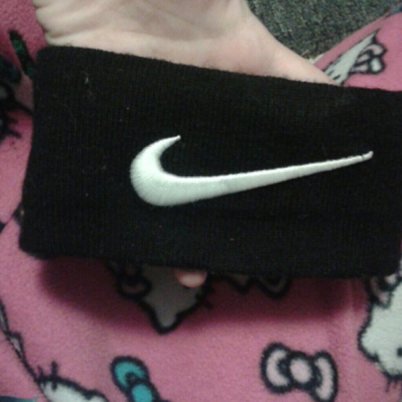 Nike headband