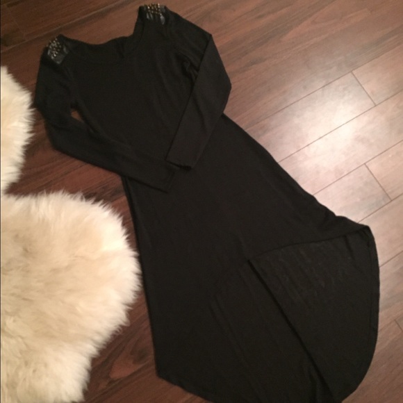 🚫SOLD. High-low Black Dress Bundled!