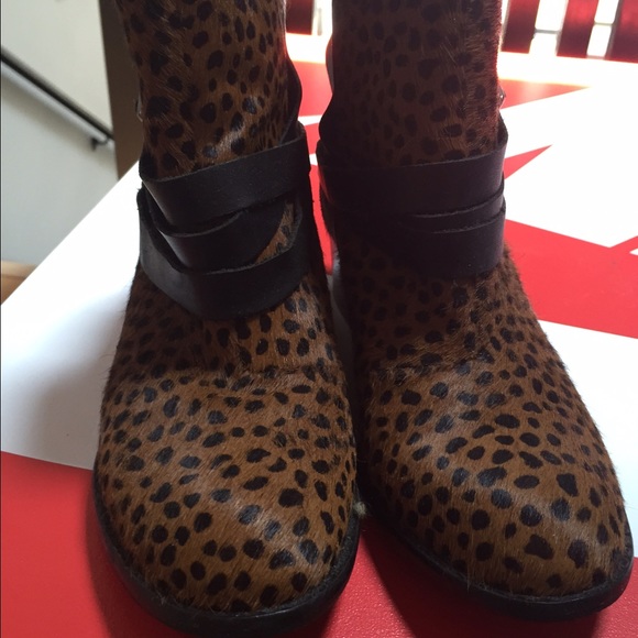 Leopard print booties - Picture 2 of 3