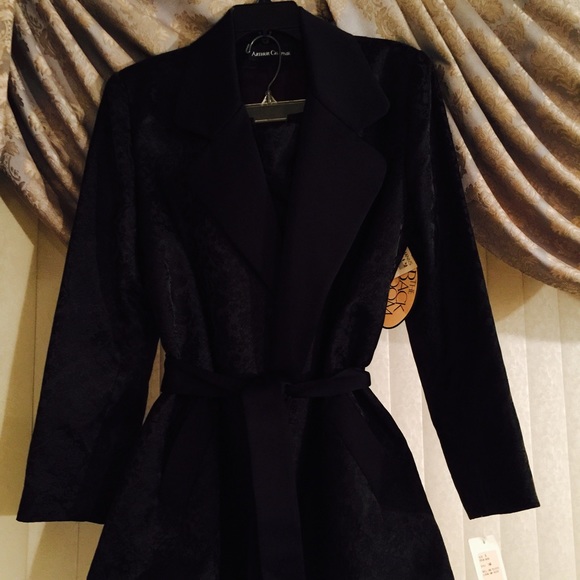 Skirt suit