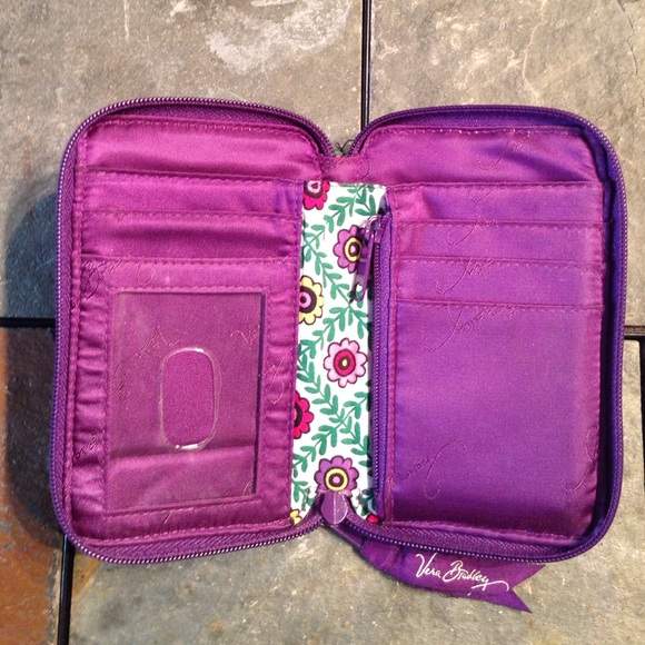Vara Bradley wallet