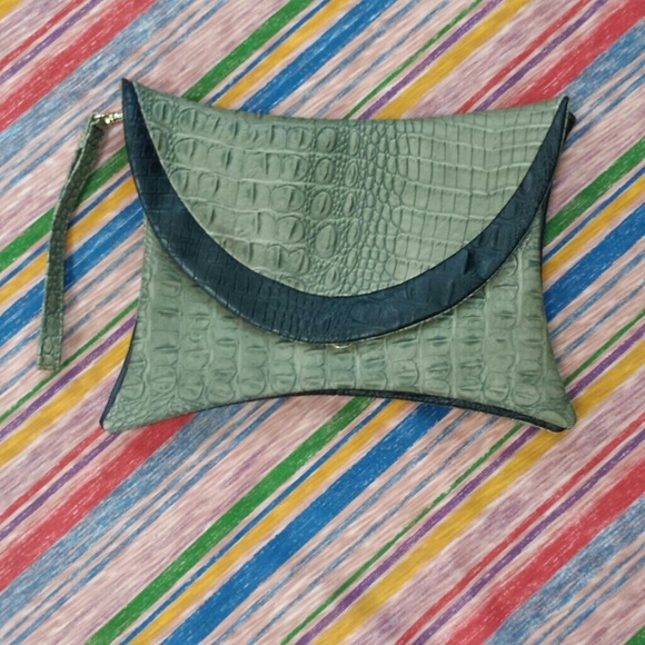 Clutch ** 3 for $12 Deal **