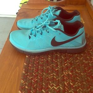 Like new nike free run