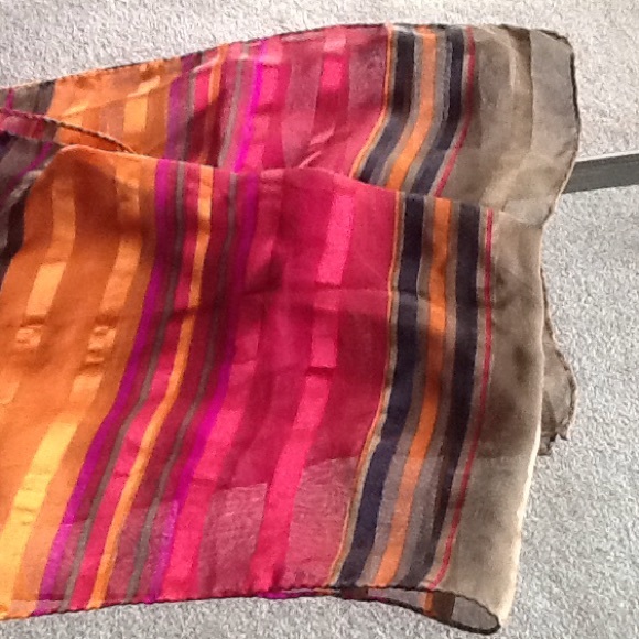 Pretty Light Weight Sheer Summer Scarf - Picture 2 of 2