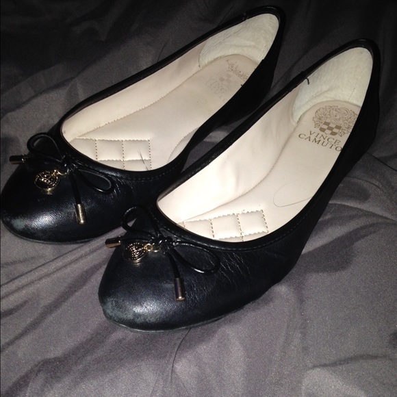 Vince Camuto Black Flats