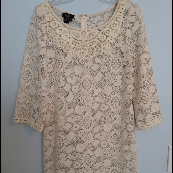 Peck & Peck ivory lace dress or cover up