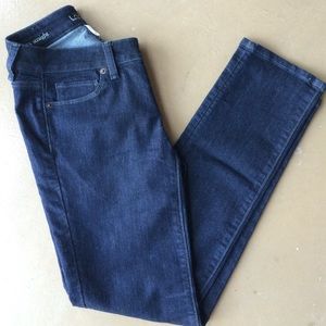 LOFT Curvy Straight Jeans