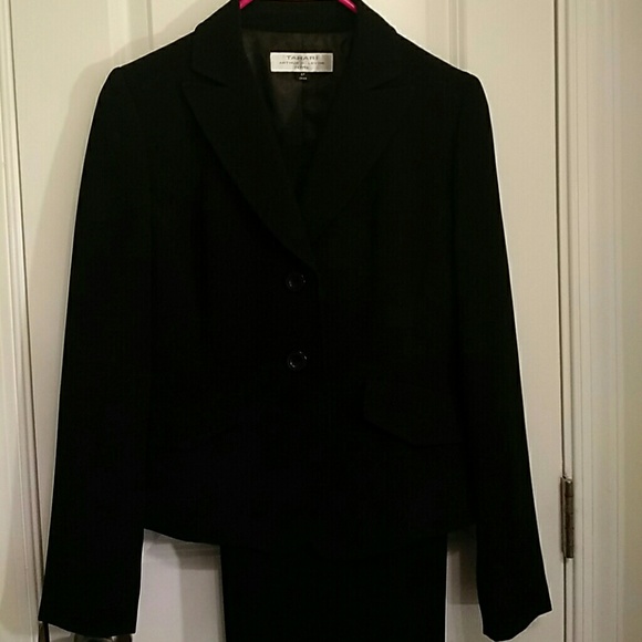Tahari pant suit