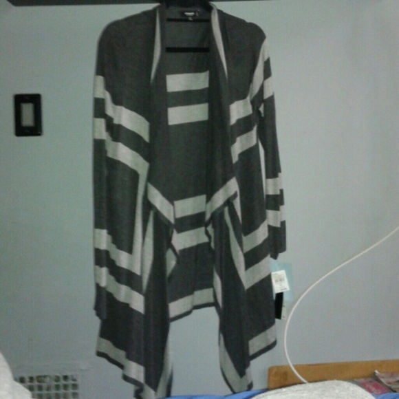 Cardigan Heather Gray & Dark Gray