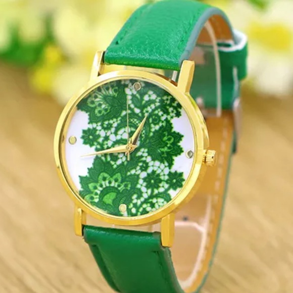 Jewelry - 🌷Green lace design watch