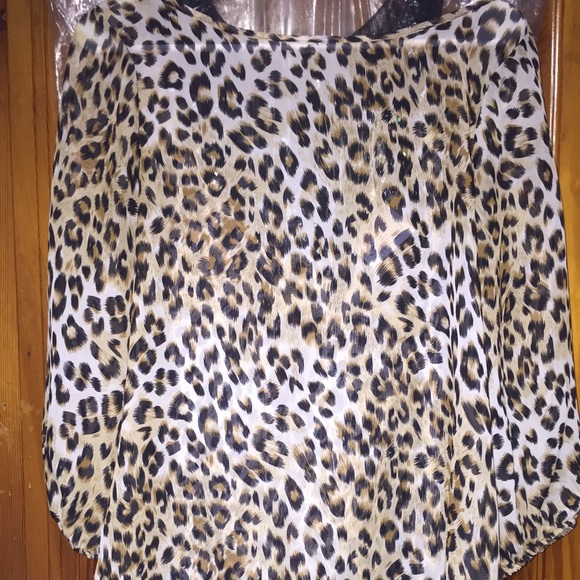 Cheetah top