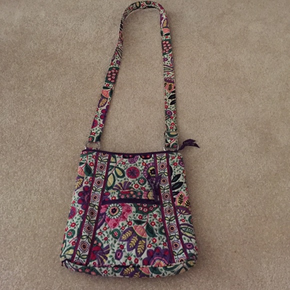 Vera Bradley cross body Viva la Vera