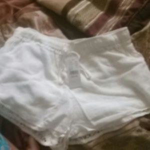 White pacsun shorts