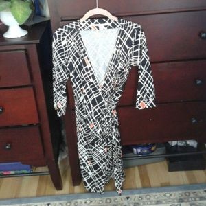Dvf wrap dress size 4