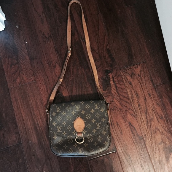 Louis Vuitton purse