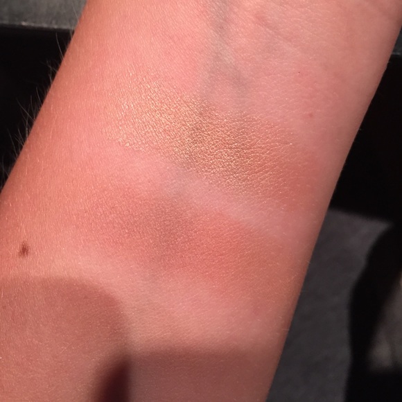 Makeup bundle - Picture 2 of 2