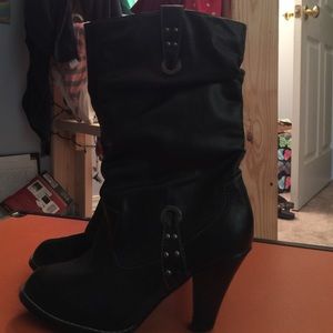 Black 2" heel boots!