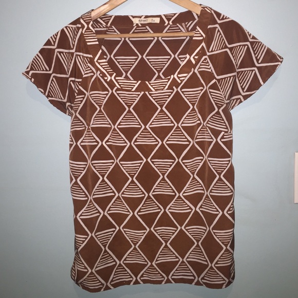 Brown and white tribal print top