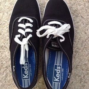 Black keds