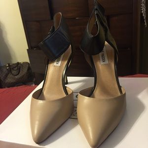 Beige and black swift blush mult from Steve Madden