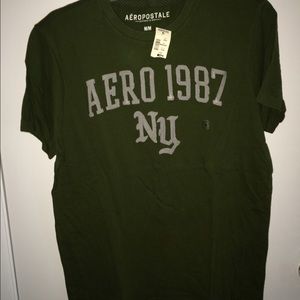 Aeropostale. Mens t-shirt. NWT. Medium